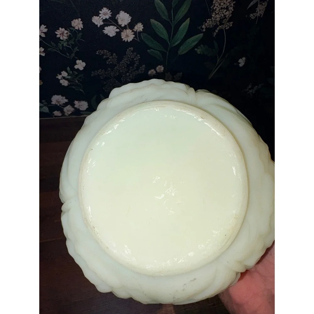 N/A vintage custard